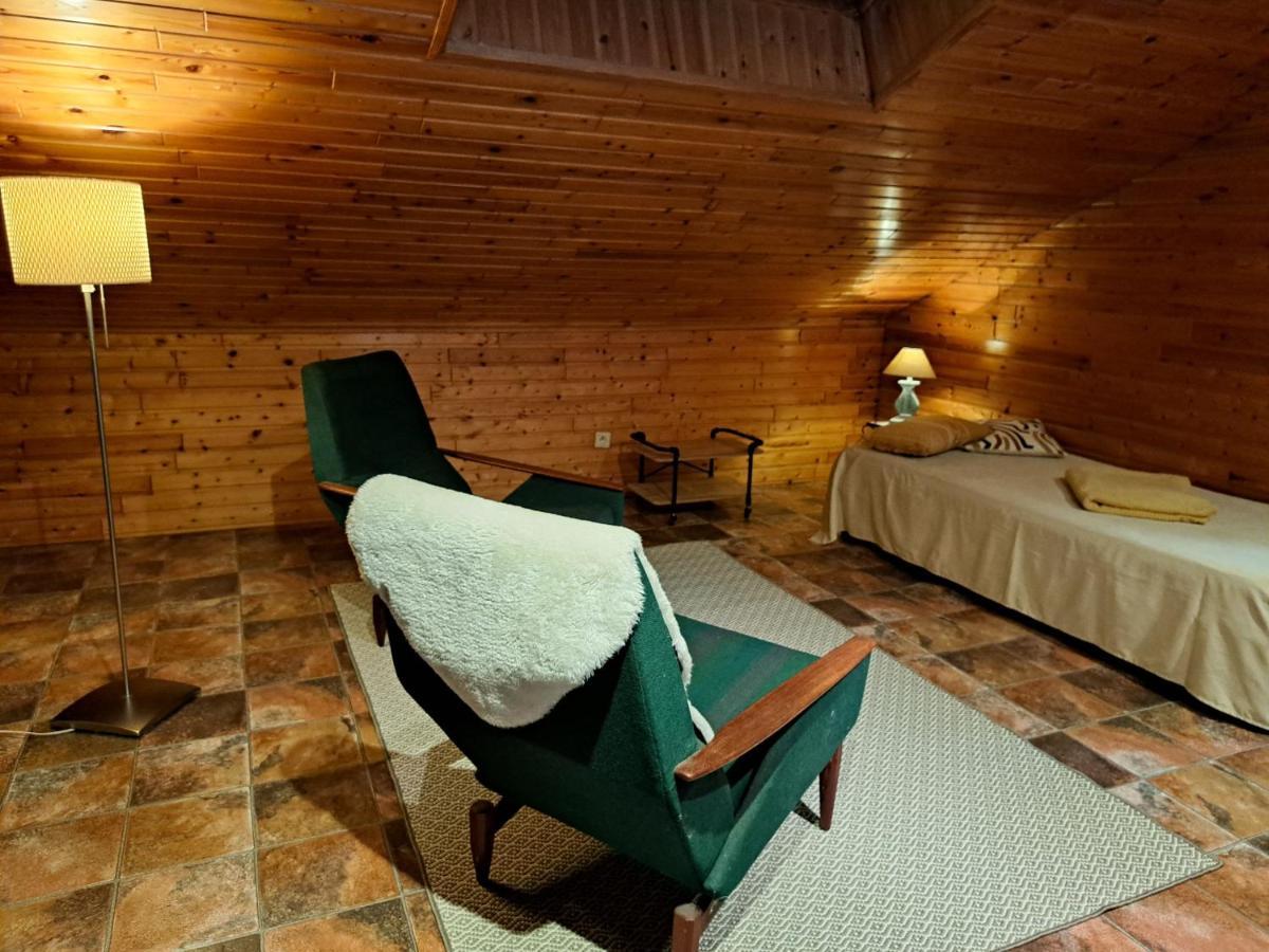 Le Chalet - Maison De Vacances Ла Рош ан Арден Екстериор снимка